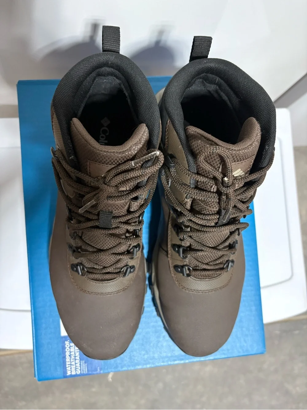 Columbia Men's Newton Explorer Waterproof Hiking Boots in Brown  size 10.5